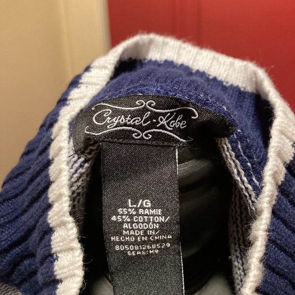 Color block Snowflake Cardigan - Picture 2 of 2